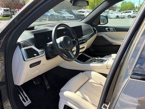 Used 2024 BMW X5 xDrive50e w/ Executive Package AWD/4WD image 12