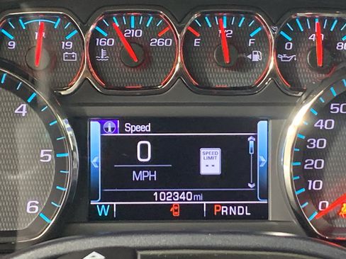 Used 2018 Chevrolet Silverado 1500 LT w/ All Star Edition AWD/4WD image 22