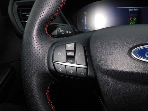 Used 2024 Ford Escape ST-Line image 27