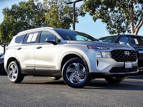Certified 2023 Hyundai Santa Fe SEL image 2