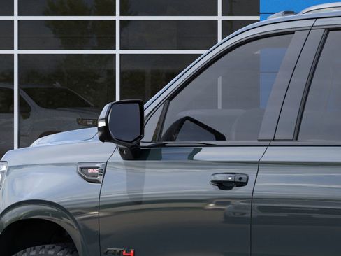 New 2026 GMC Yukon XL AT4 image 13