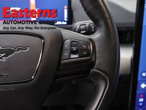 Used 2021 Ford Mustang Mach-E Select w/ Comfort/Appearance Package AWD/4WD image 15