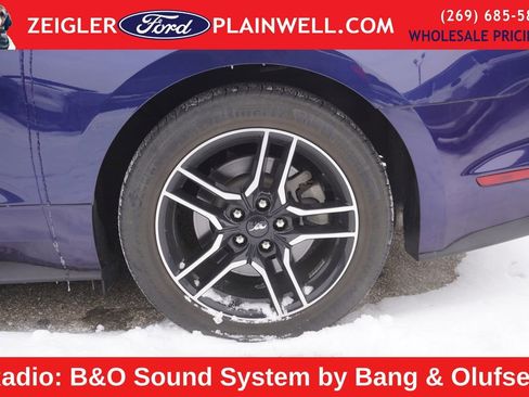 Used 2020 Ford Mustang GT Premium w/ Equipment Group 401A image 5