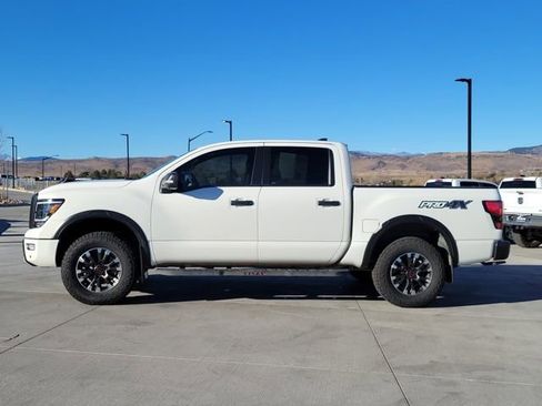 Used 2023 Nissan Titan PRO-4X w/ Pro-4x Convenience Package image 2