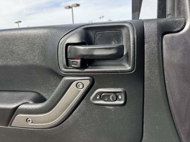 Used 2017 Jeep Wrangler Unlimited Sport w/ Quick Order Package 24S AWD/4WD image 21