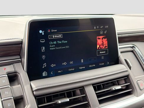 Used 2024 Chevrolet Tahoe Z71 w/ Luxury Package image 13