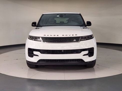 Used 2025 Land Rover Range Rover Sport SE AWD/4WD image 9