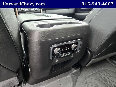 Certified 2024 Chevrolet Suburban High Country AWD/4WD image 27