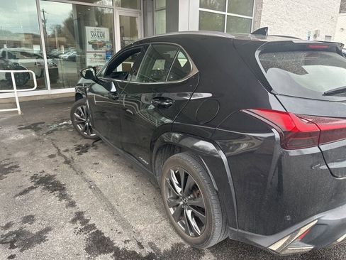 Used 2022 Lexus UX 250h F Sport w/ F Sport Premium Package image 10
