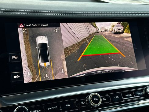 New 2025 Bentley Flying Spur Plug-In Hybrid image 22