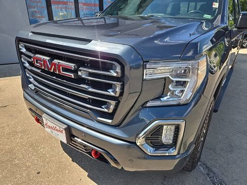 Used 2021 GMC Sierra 1500 AT4 w/ AT4 Value Package AWD/4WD image 17