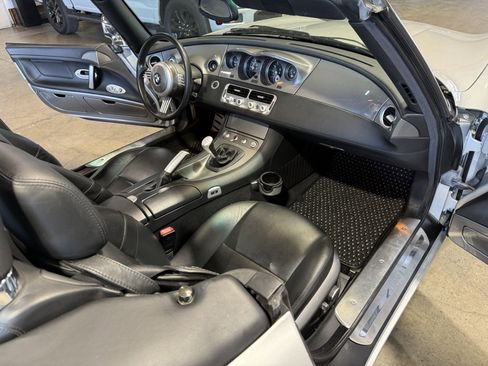 Used 2003 BMW Z8 image 17