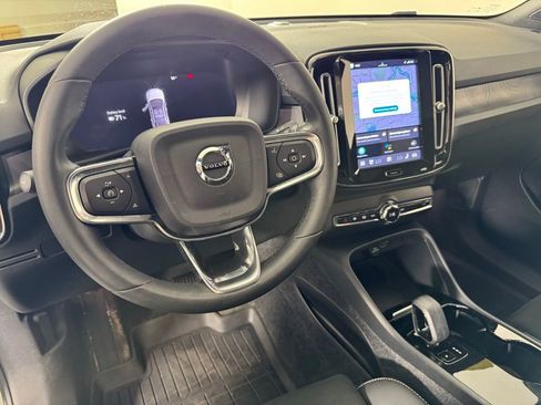 Certified 2023 Volvo C40 P8 Recharge Ultimate w/ Protection Package Premier AWD/4WD image 21