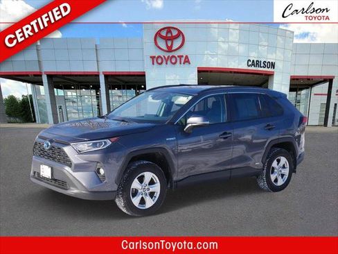 Certified 2020 Toyota RAV4 XLE w/ Convenience Package image 1