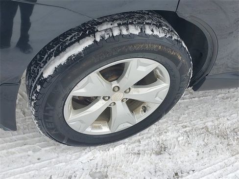 Used 2014 Subaru Forester 2.5i Premium w/ All-Weather Package image 5