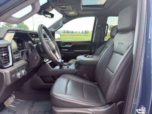 Used 2024 GMC Sierra 1500 Denali w/ Technology Package image 14