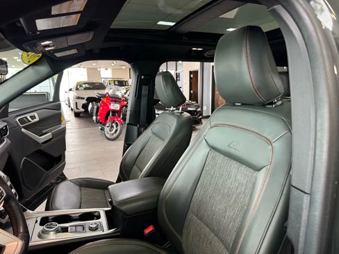 Used 2022 Ford Explorer Timberline image 9