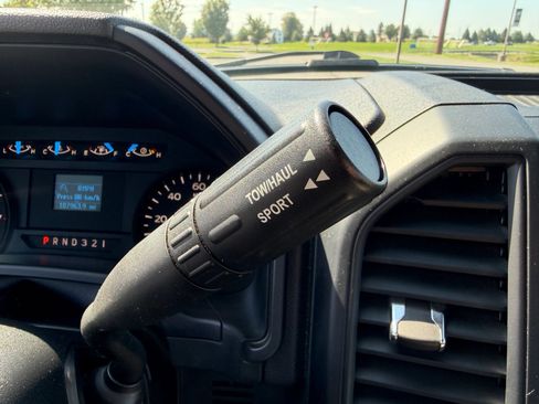 Used 2015 Ford F150 XL w/ XL Power Equipment Group AWD/4WD image 27