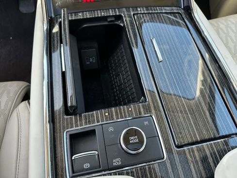 Used 2024 Lincoln Navigator Black Label image 27