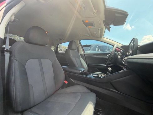 Used 2021 Kia K5 LXS FWD image 22