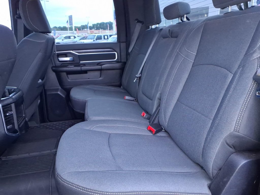 Used 2024 RAM 3500 Big Horn w/ Sport Appearance Package AWD/4WD image 19
