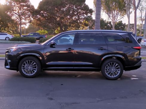 Used 2025 Lexus TX 350 FWD image 9