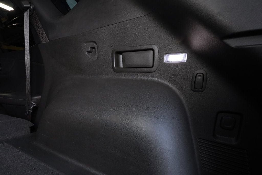 Used 2022 Chevrolet Blazer LT FWD image 4