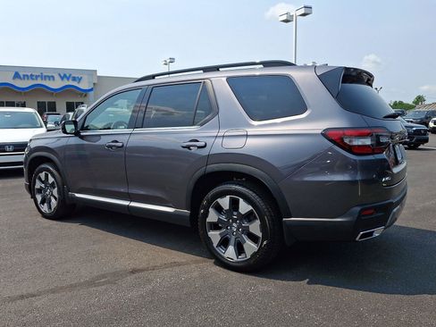 New 2026 Honda Pilot Elite image 4