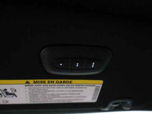 New 2026 Chrysler Pacifica Select image 28