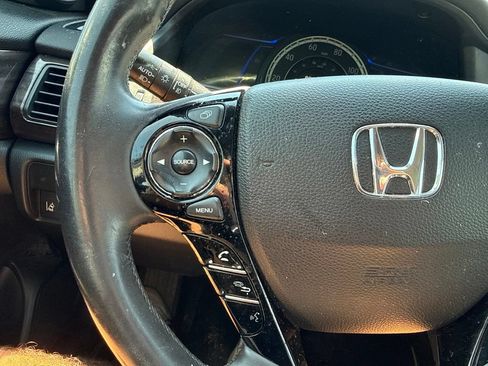 Used 2017 Honda Accord EX-L image 20