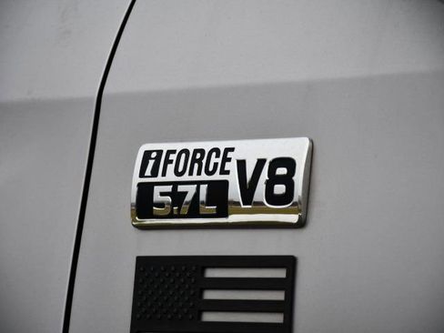 Used 2016 Toyota Tundra SR5 w/ TRD Off Road Package image 10