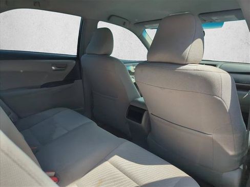 Used 2017 Toyota Camry LE FWD image 23