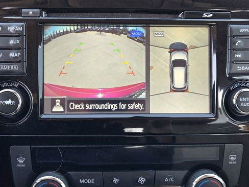 Used 2017 Nissan Rogue SL image 21