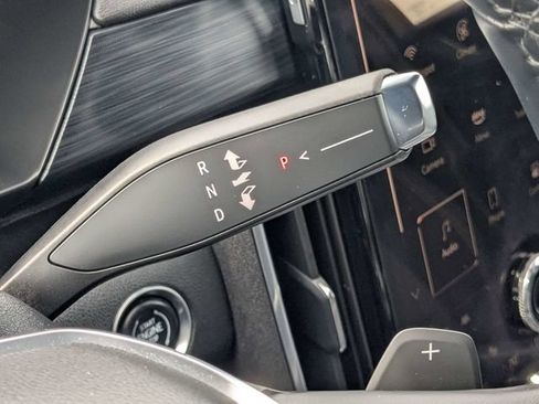 Used 2025 GMC Acadia Elevation FWD image 26