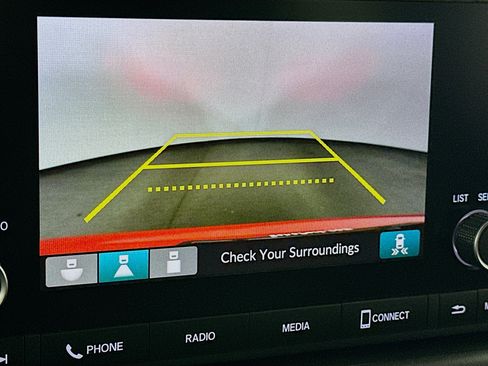 Used 2025 Honda HR-V Sport image 22