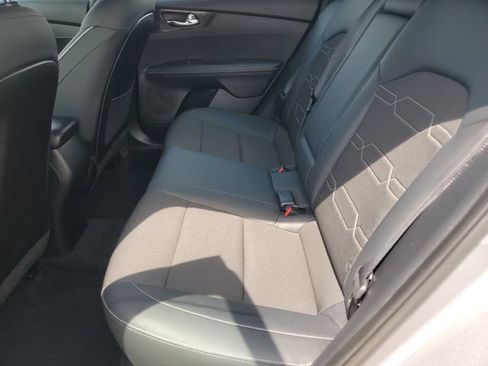 Used 2023 Kia Forte GT-Line w/ GT-Line Premium Package FWD image 12