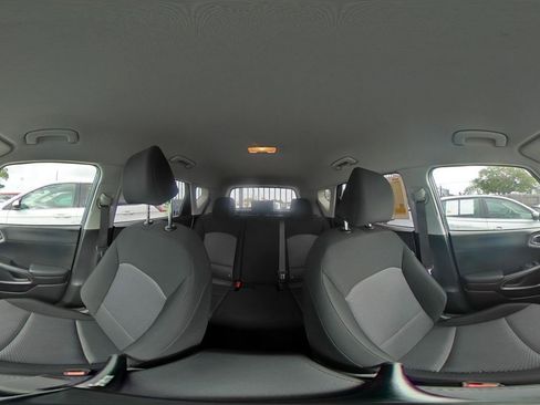 Used 2025 Kia Soul LX w/ LX Technology Package FWD image 35