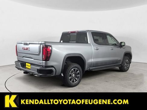 Used 2024 GMC Sierra 1500 AT4 w/ AT4 Premium Package AWD/4WD image 5