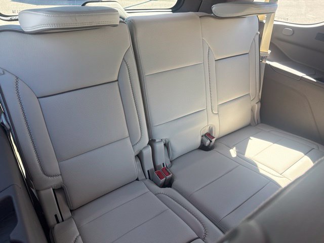 Used 2025 GMC Yukon Denali w/ Sun & Power Step Package AWD/4WD image 20