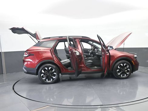 Used 2023 Kia Sportage X-Line AWD/4WD image 79