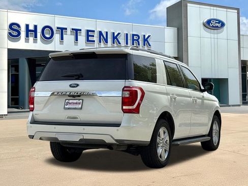 Used 2021 Ford Expedition XLT image 8