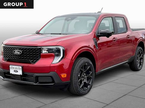 New 2025 Ford Maverick Lariat w/ Black Appearance Package image 1