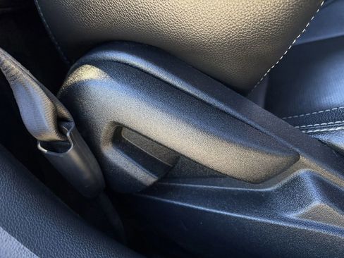 Used 2018 Ford Mustang GT Premium image 32