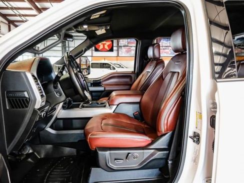 Used 2020 Ford F250 Platinum image 6