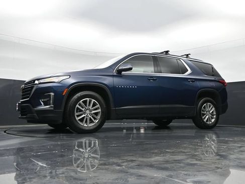Used 2023 Chevrolet Traverse LT AWD/4WD image 44