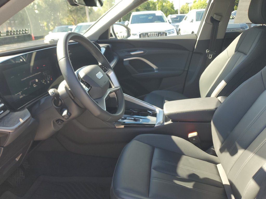 Certified 2025 Audi Q5 Premium w/ Convenience Package AWD/4WD image 24
