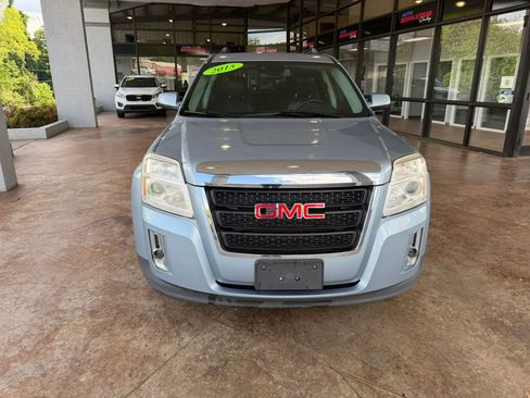 Used 2015 GMC Terrain SLT w/ Safety Package FWD image 2