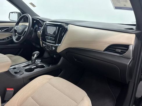 Used 2023 Chevrolet Traverse LS w/ LPO, Cargo Package FWD image 27