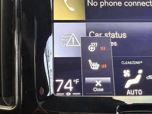 Used 2018 Volvo XC60 T8 R-Design w/ Convenience Package AWD/4WD image 14