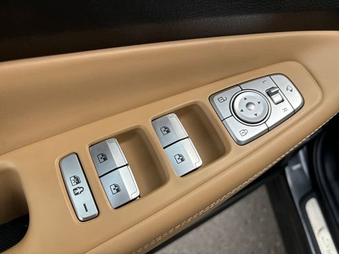 Used 2023 Hyundai Santa Fe Calligraphy w/ Cargo Package image 9